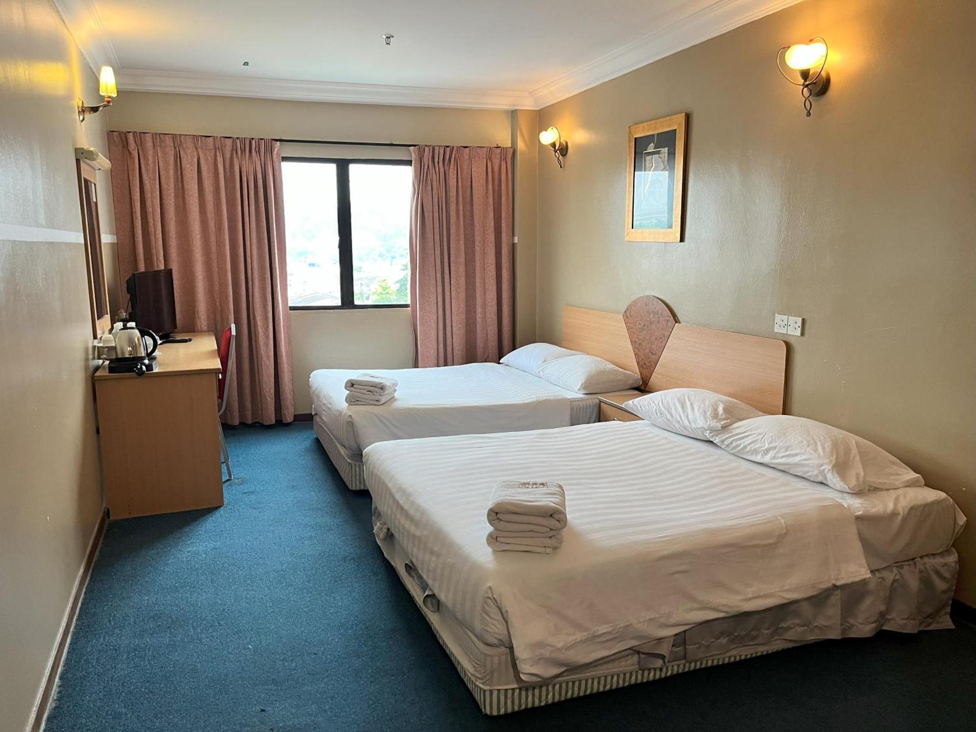 Fair Park Hotel Іпох Номер фото